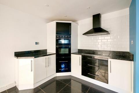 4 bedroom semi-detached house for sale, Slade Close, Sully