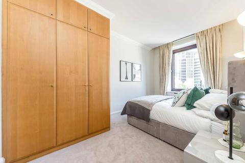 2 bedroom flat to rent, Belvedere Road, London SE1