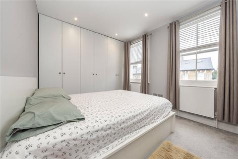 32 Victor Road, Teddington, TW11 8SR