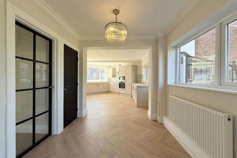 undefined, Leafield Road, Solihull