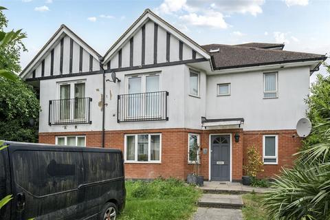 2 bedroom apartment for sale, Edgwarebury Gardens, Edgware