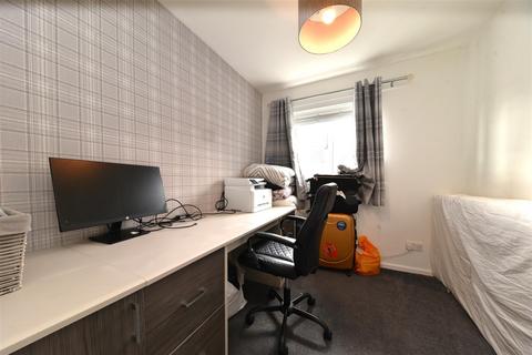 27 Jackdaw Close, Stevenage, SG2 9DA
