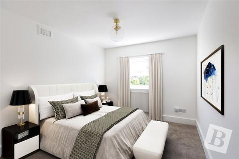 3 bedroom terraced house for sale, Pretoria Road, Romford, RM7