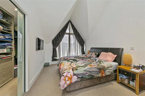 1 Noel Square, Teddington, TW11 8JA