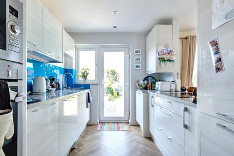 67 Heath Drive, Chelmsford, CM2 9HF