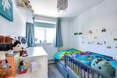 67 Heath Drive, Chelmsford, CM2 9HF