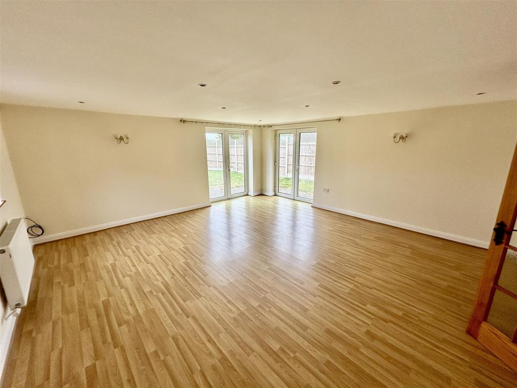 2lounge.JPG