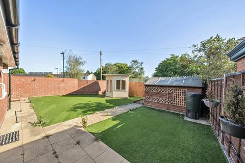 1 Hampton Close, Southampton, SO15 5SQ