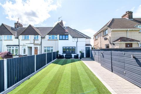 8 Axtane, Southfleet, Gravesend, DA13 9NB