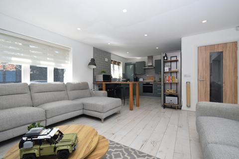 2 bedroom semi-detached bungalow for sale, Stillington Crescent, Hamilton, Leicester, LE5