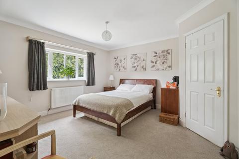 8 Cedar Close, Iver, SL0 0QX