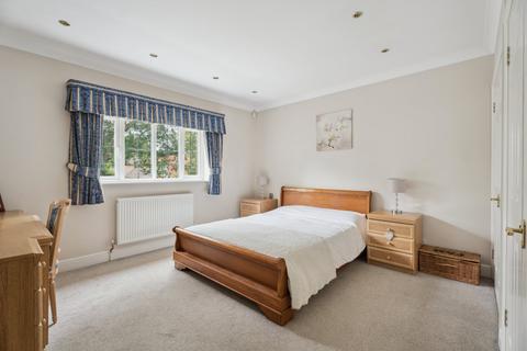 8 Cedar Close, Iver, SL0 0QX