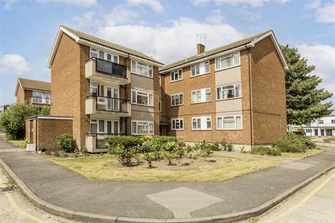 3 bedroom flat for sale, Albemarle Park, Stanmore HA7