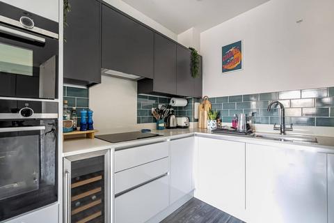 1 bedroom flat for sale, Streatham Road, Mitcham, MITCHAM, CR4