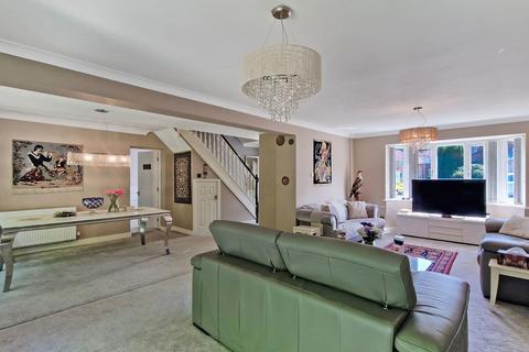 undefined, Turnberry, Bolton BL3