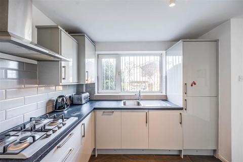 4 Acworth Place, Dartford, DA1 3EU