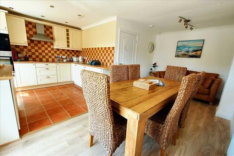 4 bedroom terraced house for sale, 26 Rocky Park