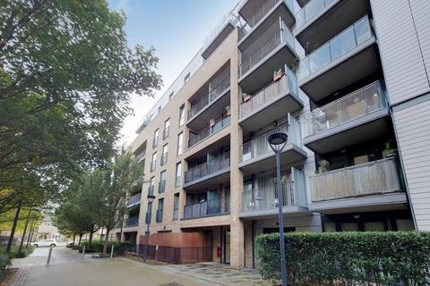 Pasmore Court, Canary Wharf, London, E14