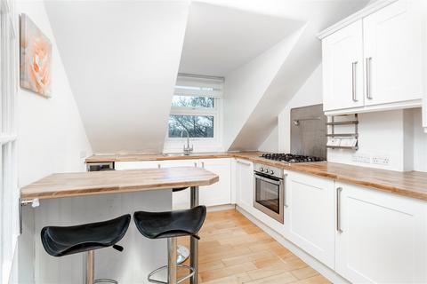1 bedroom flat for sale, Broadhurst Gardens, South Hampstead NW6