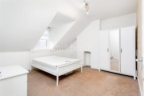 1 bedroom flat for sale, Broadhurst Gardens, South Hampstead NW6