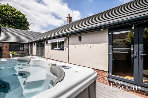 undefined, Honeyhill, Royal Wootton Bassett