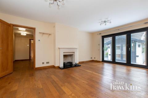 undefined, Honeyhill, Royal Wootton Bassett