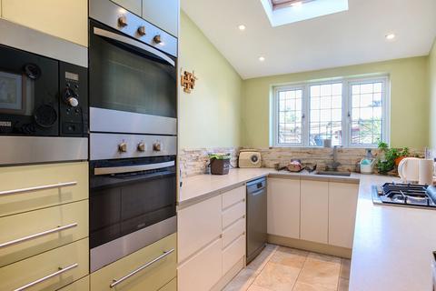 39 Strawberry Lane, Carshalton, SM5 2NG