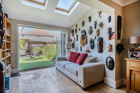 39 Strawberry Lane, Carshalton, SM5 2NG