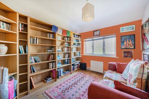 39 Strawberry Lane, Carshalton, SM5 2NG