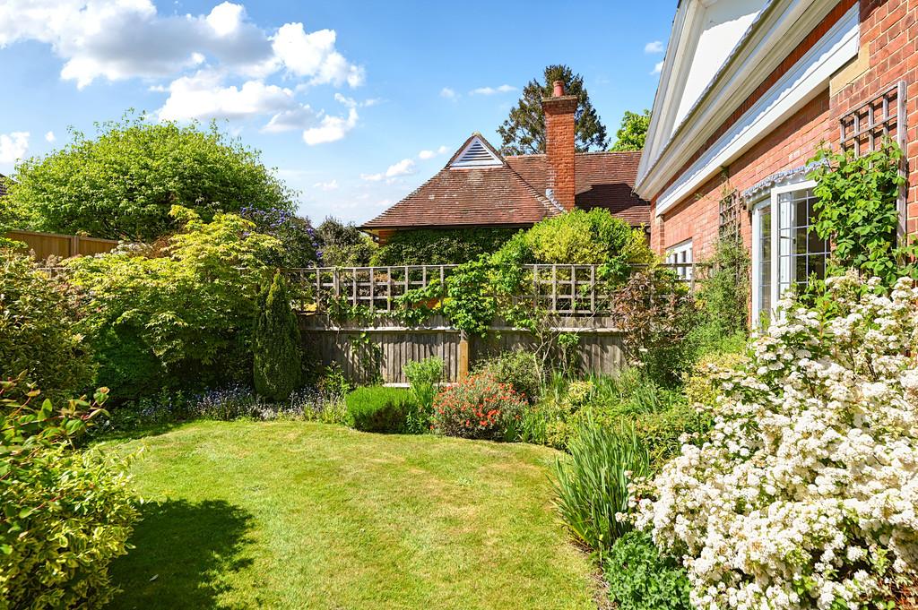 2 Salcote mews tn31 (8)