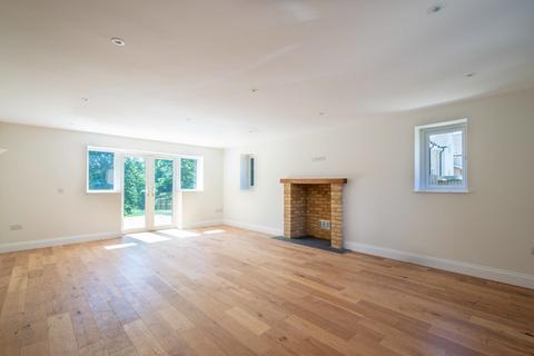 undefined, The Highlands, Newmarket CB8