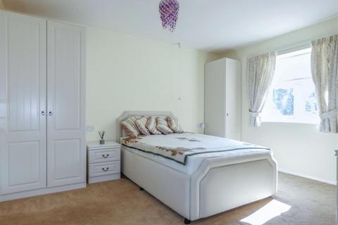2 bedroom apartment for sale, The Street, East Preston BN16