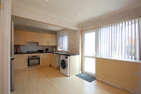 24 Glebe Road, Tiptree, Colchester, CO5 0SZ