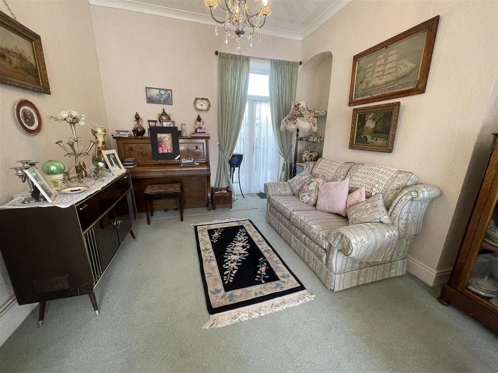 Front Living Dinng Room