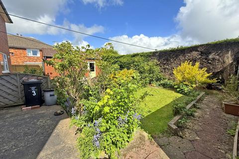 3 bedroom semi-detached house for sale, Hirstead Gardens, Scarborough YO12
