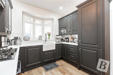 14 Lower Bedfords Road, Romford, RM1 4LY