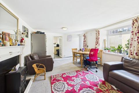 2 bedroom ground floor flat to rent, Gascoyne Place, Plymouth PL4