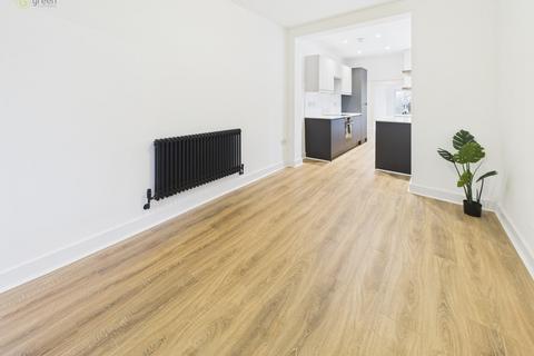 3 bedroom end of terrace house for sale, Glascote Road, Tamworth B77