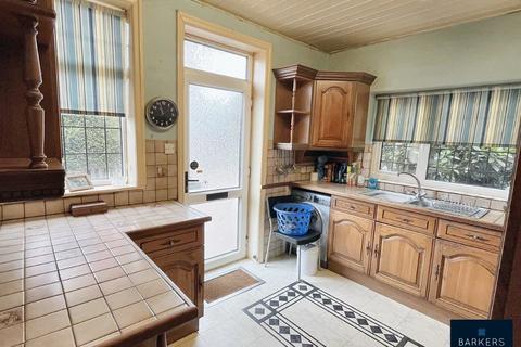 2 bedroom detached bungalow for sale, Highfield Drive, Birstall, Batley