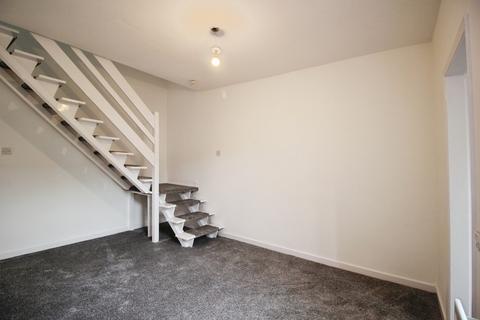 2 bedroom terraced house to rent, Cornwall Street, Chester CH1