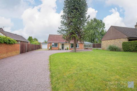 3 bedroom detached bungalow for sale, Main Road, Swardeston