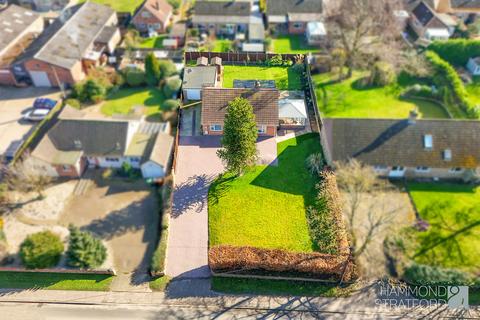 3 bedroom detached bungalow for sale, Main Road, Swardeston