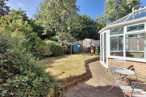 27 Redbridge, Werrington, Peterborough, PE4 5DP