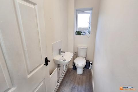 27 Redbridge, Werrington, Peterborough, PE4 5DP