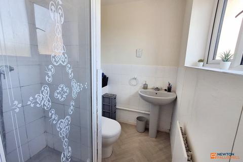 27 Redbridge, Werrington, Peterborough, PE4 5DP
