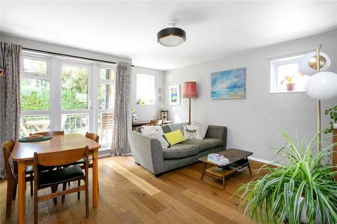 14 Linscott Road, London, E5 0RD