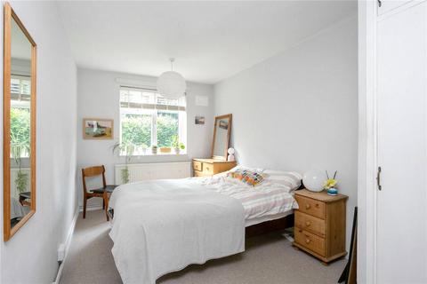 14 Linscott Road, London, E5 0RD