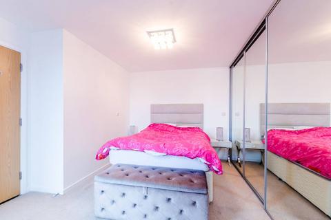 2 bedroom flat for sale, Webber Street, Southwark, London, SE1