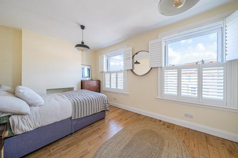 122 Sandhurst Road, London, SE6 1XD