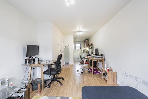 undefined, Heath Place, Mile End, London, E3
